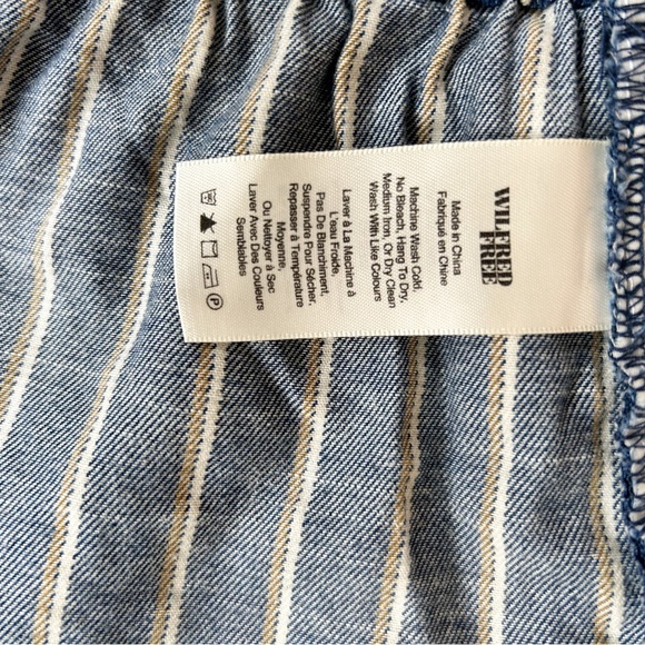 Aritzia Wilfred Free Vertical Striped Shorts Drawstring High Waist Blue Size XS - Picture 7 of 7